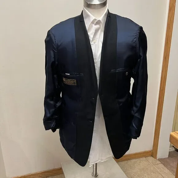John W Nordstrom Mens Sport Coat 40S Solid Navy Blue Loro Piana Four Season 120s